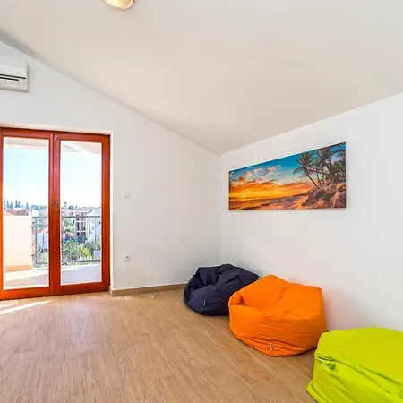 Holiday home Slavica *