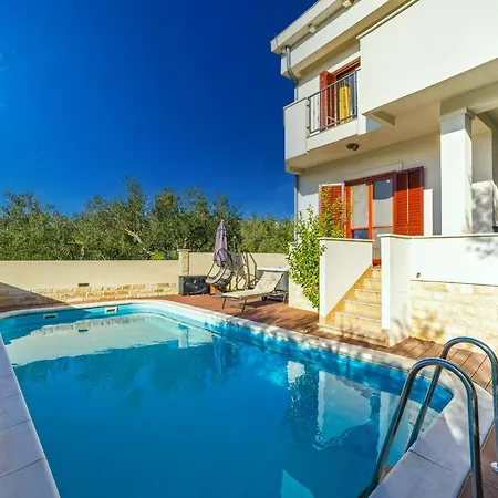 Slavica Holiday home Sveti Filip i Jakov