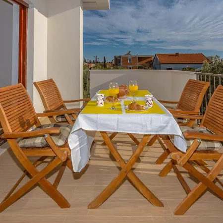 Slavica Tatil Evi